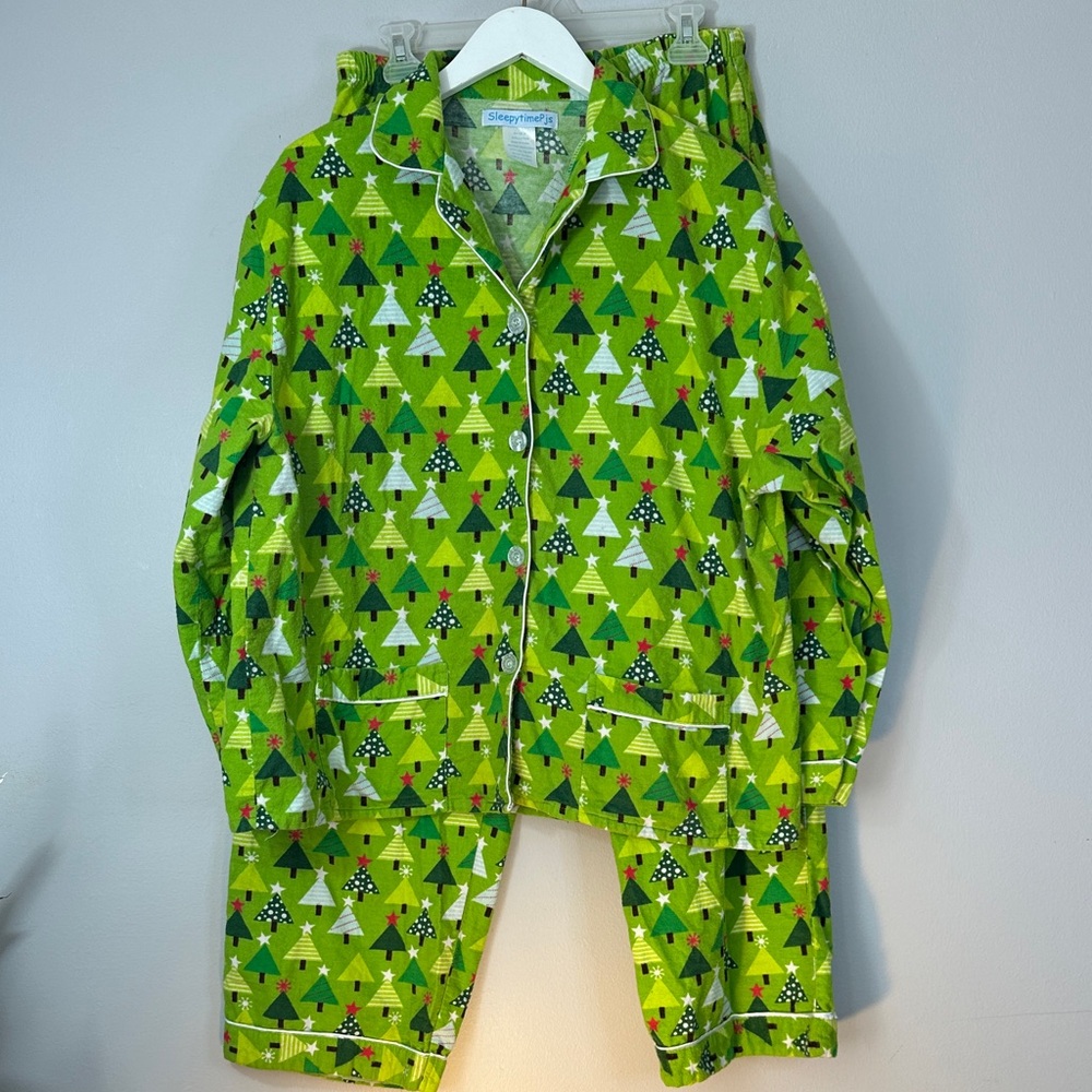 Green Christmas Tree Pajamas 100% Cotton size XL